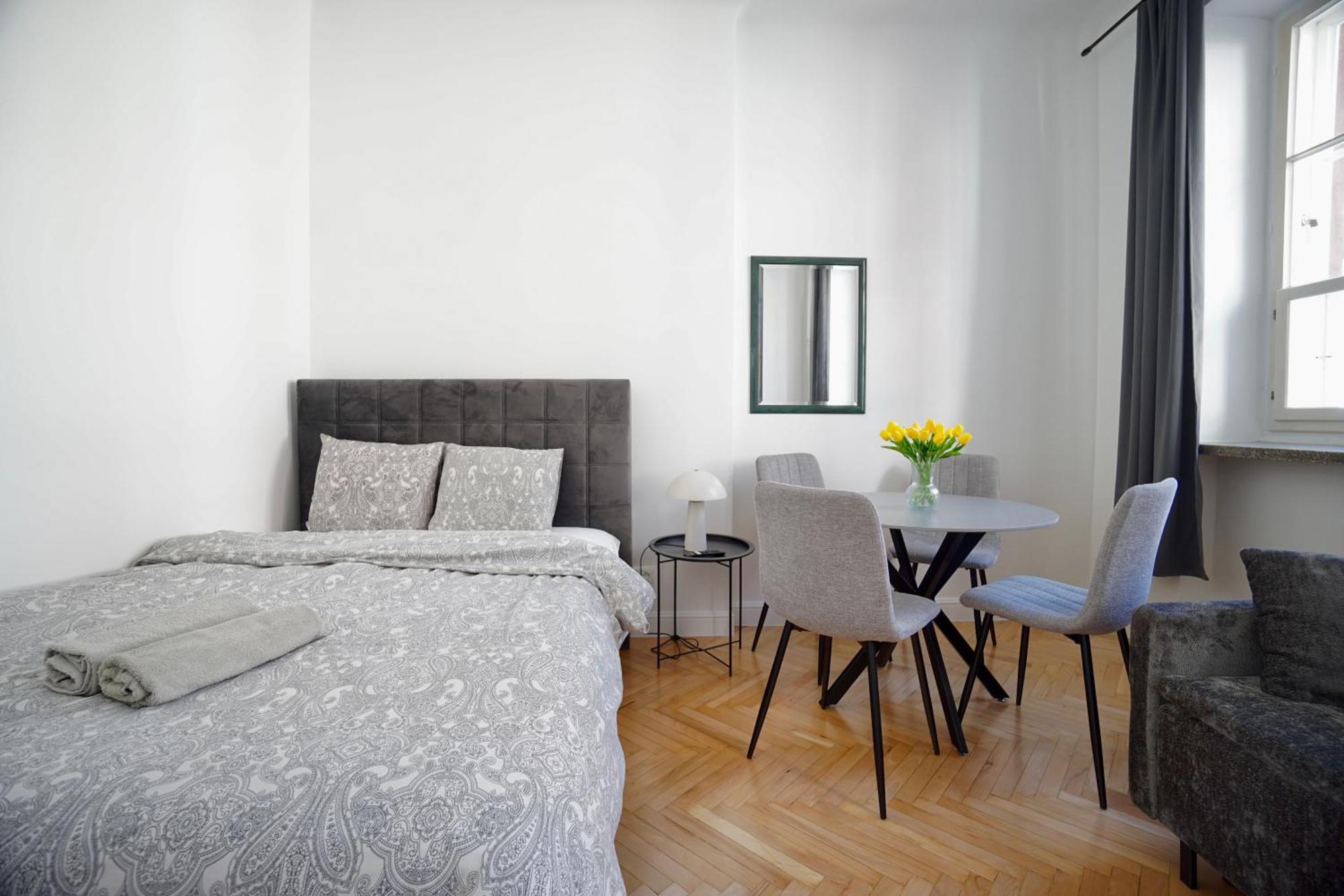 Warsaw Premium Apartments Old Town Екстер'єр фото
