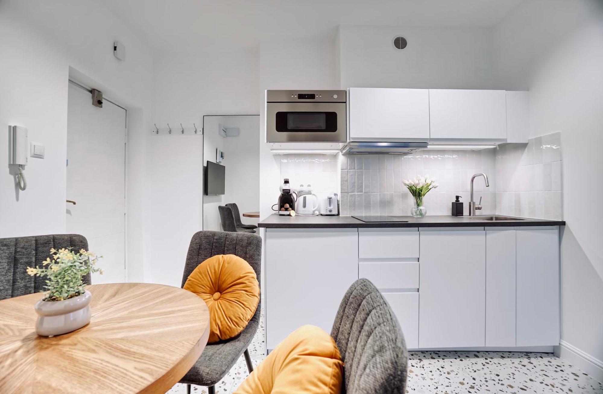 Warsaw Premium Apartments Old Town Екстер'єр фото