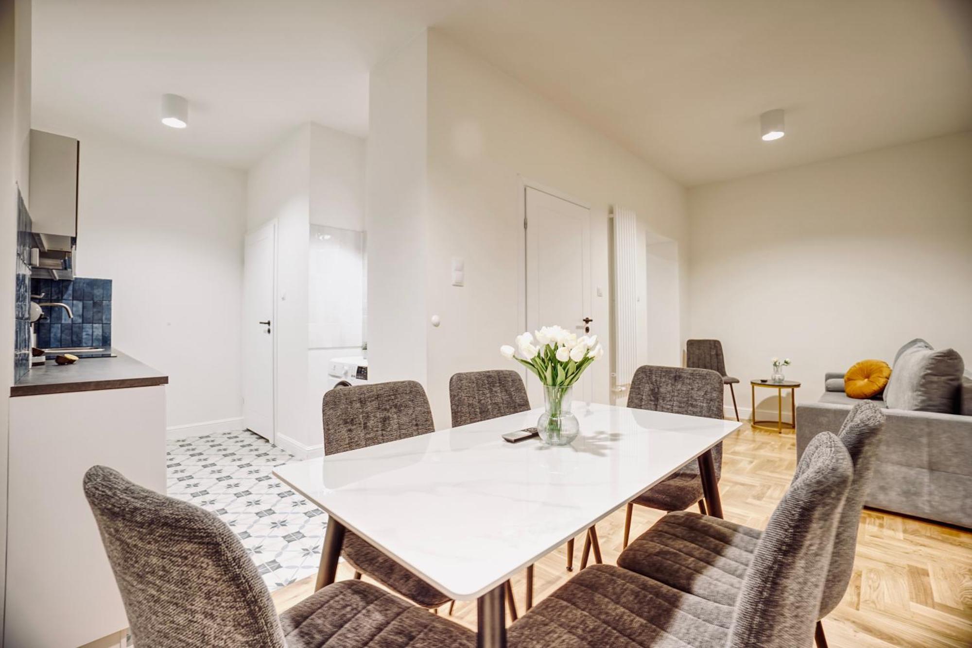 Warsaw Premium Apartments Old Town Екстер'єр фото